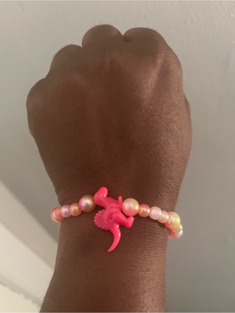 Girls Pink Unicorn Bead Bracelet with Shiny Pearlescent Beads